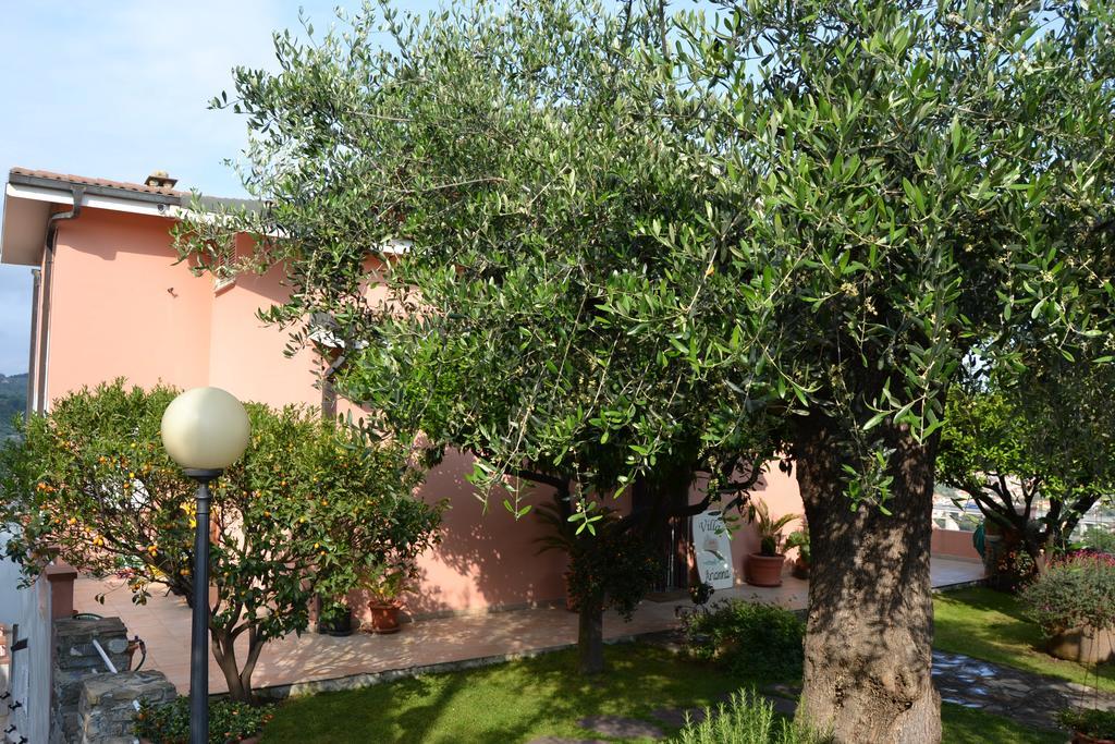 Azienda Agrituristica Villa Arianna Imperia Exterior foto
