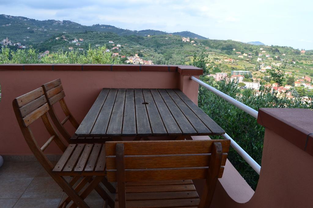 Azienda Agrituristica Villa Arianna Imperia Exterior foto