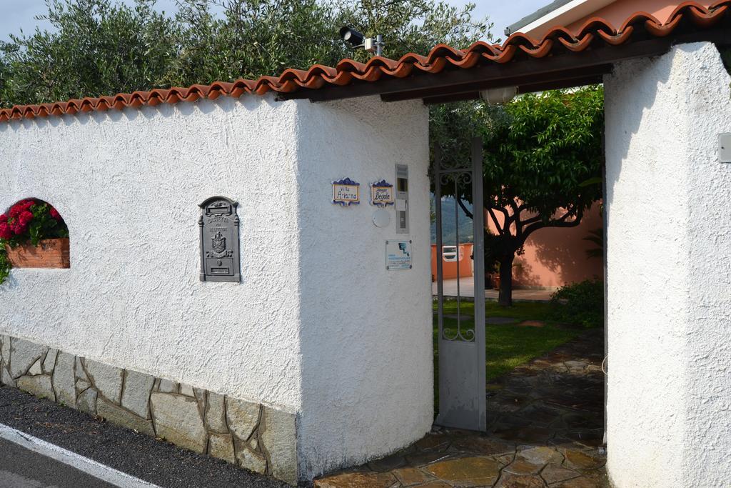 Azienda Agrituristica Villa Arianna Imperia Exterior foto